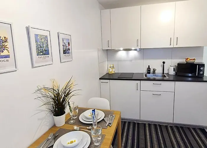 Baseliving Studio - Near Esc - Bahnhof Sbb - St Jakob
